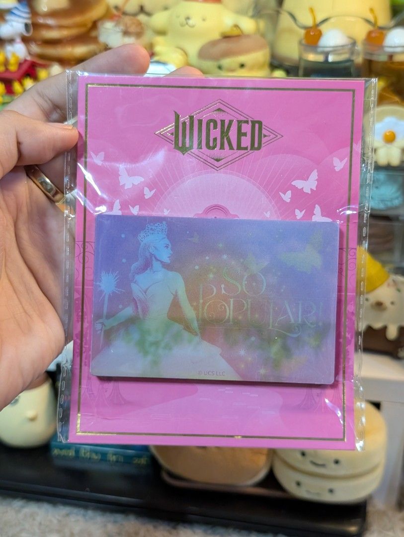 USJ Wicked Glinda Magnet (Category: Western Merchandise) located in San Pedro. Submitted by eurisilvers (Listing ID 1465615925, Image 1). Description: — shipping is via J&T Express — mop: gcash, maya, bank transfer — location: san pedro city, laguna.