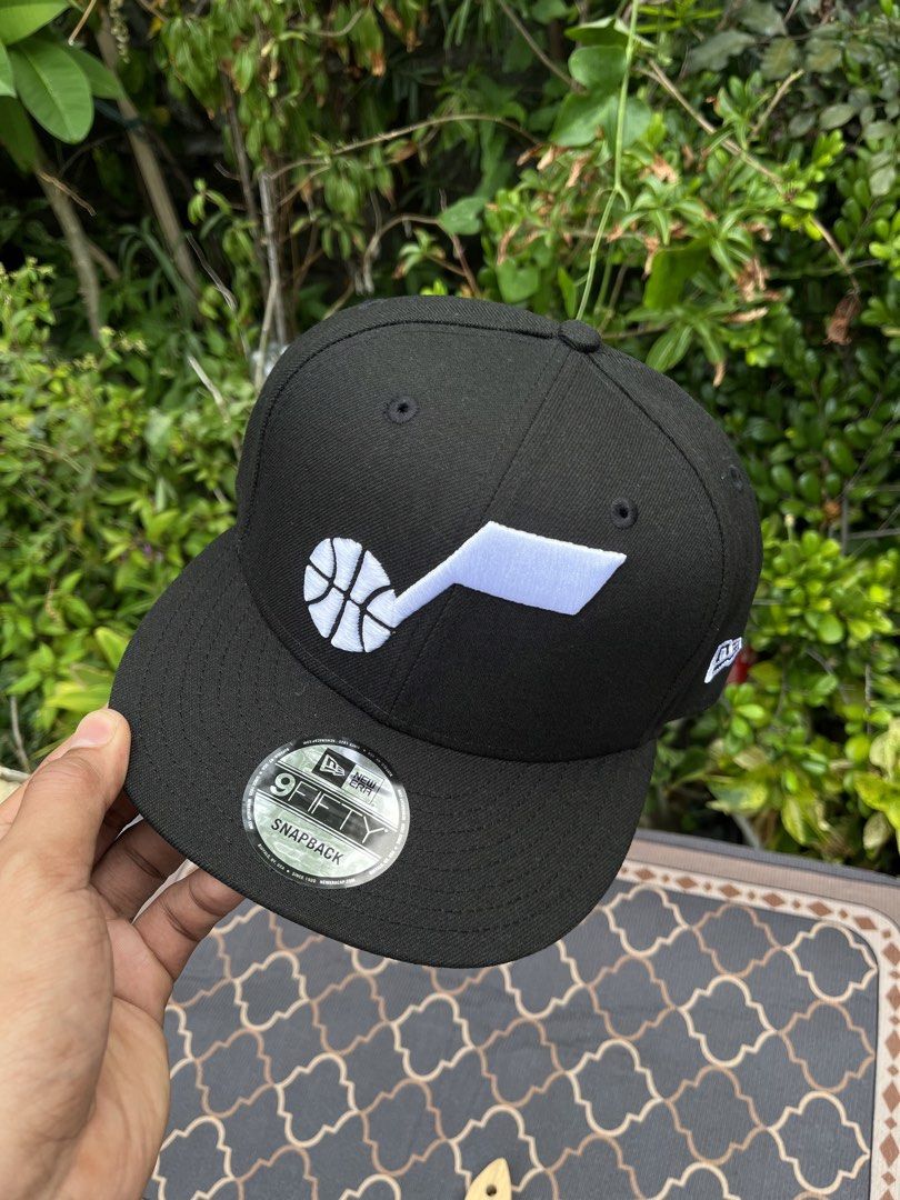 Utajazz (Category: Activewear) located in Muntinlupa City. Submitted by mioky01 (Listing ID 1465646844, Image 3). Description: Brandnew Legit / original / authentic On hand/ ready to ship ✈️ Money back guarantee if proven fake 🙌 Fb page : 212 Muntinlupa 📩🔑.