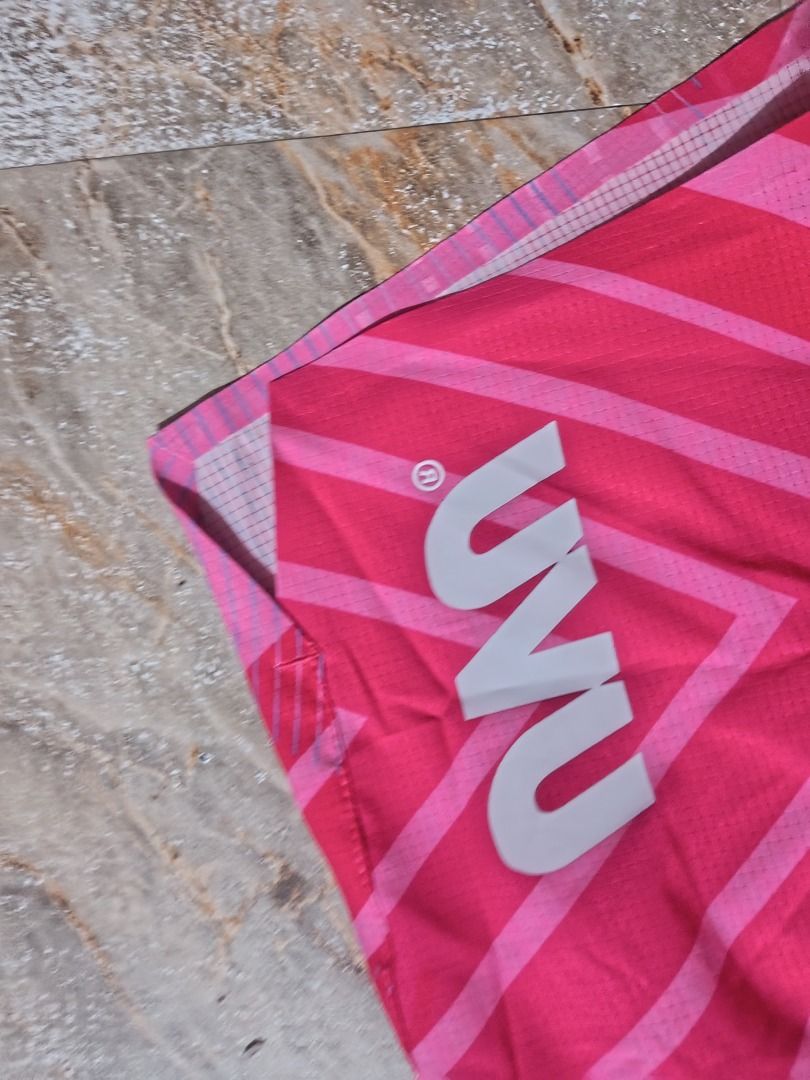 UVU split short pink (Category: Activewear) located in Quezon City. Submitted by envymoves (Listing ID 1465692432, Image 3). Description: Available size small .