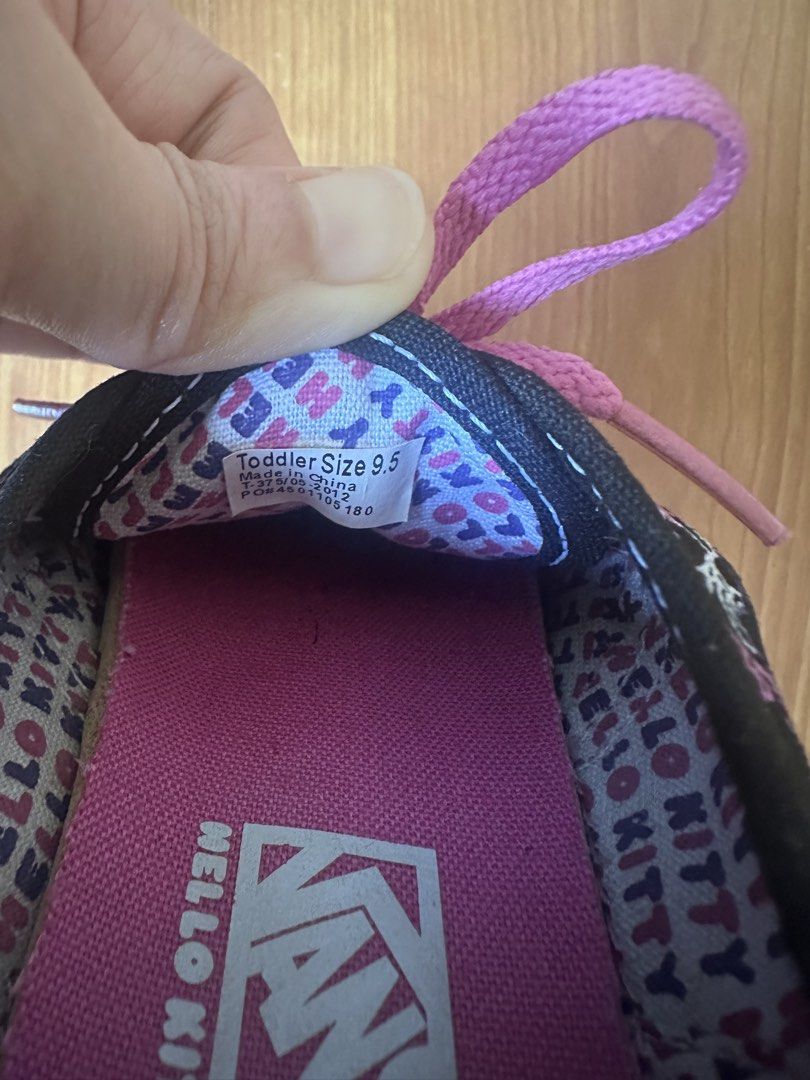 Vans (Category: Babies & Kids Fashion) located in Tarlac. Submitted by inlovewithbagsph (Listing ID 1465610385, Image 3). Description: Toddler Size 9.5.