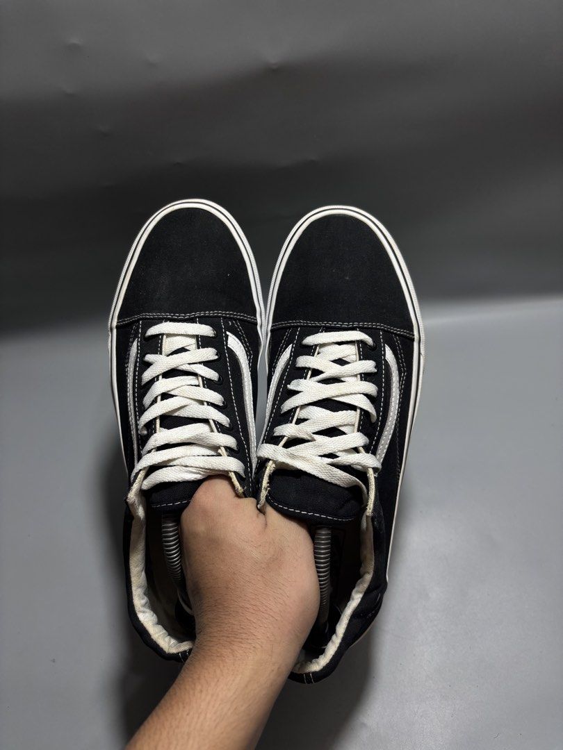 Vans Old Skool Black White Size 11.5 US (Category: Sneakers) located in Butuan. Submitted by shoeetasho (Listing ID 1465757440, Image 2). Description: - Brand: Vans Old Skool Skate Shoes - Color: Classic Black canvas with White leather side stripe and matching laces - Size: 11.5 US Men / 13.0 US Women / 45 EUR / 29.5 cm - Origin: Made in Vietnam - Condition: Good overall wear, white rubber midsoles have minor dirt spots, durable waffle outsoles -
