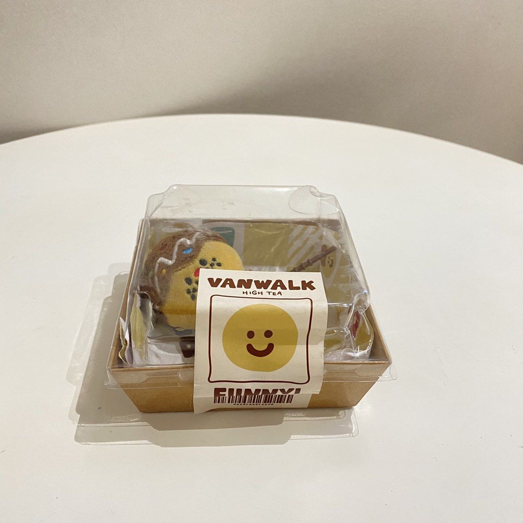 VANWALK Fun Happy Dessert Keyring (Category: Plushies & Soft Toys) located in San Pedro. Submitted by jellybean.co (Listing ID 1465625846, Image 3). Description: .