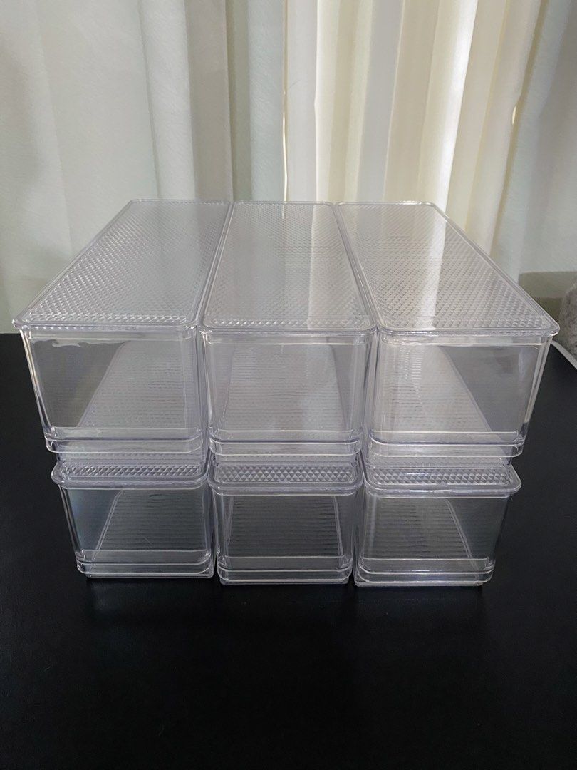Varina Tray with Lid (Category: Food Organization & Storage) located in Manila. Submitted by glen_n (Listing ID 1464826131, Image 2). Description: PRELOVED VARINA Tray with Lid in good condition! Used only for storing my son’s toys. No cracks or damage. ₱150 EACH TAKE ALL 600 Measurement: 29.7 cm × 9.5 cm × 10.6 cm Condition: Good condition, with normal signs of use. RFS: Decluttering 🚚 Strictly for pick-up or Lalamove only. Shipping fee to be s