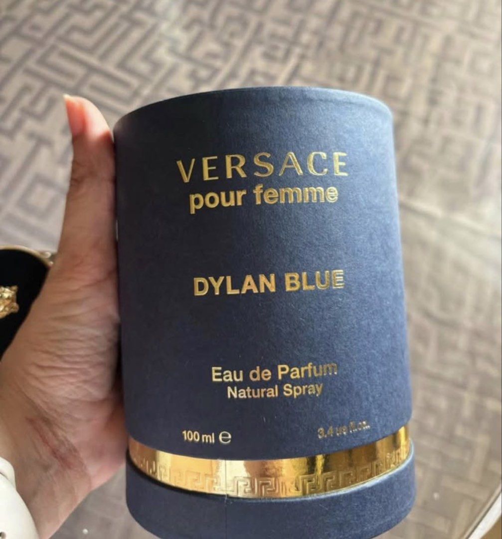 Versace Perfume Dylan Blue (Category: Bath) located in Quezon City. Submitted by euphoria_mnl (Listing ID 1465660036, Image 3). Description: Bought in sm makati for 8k .