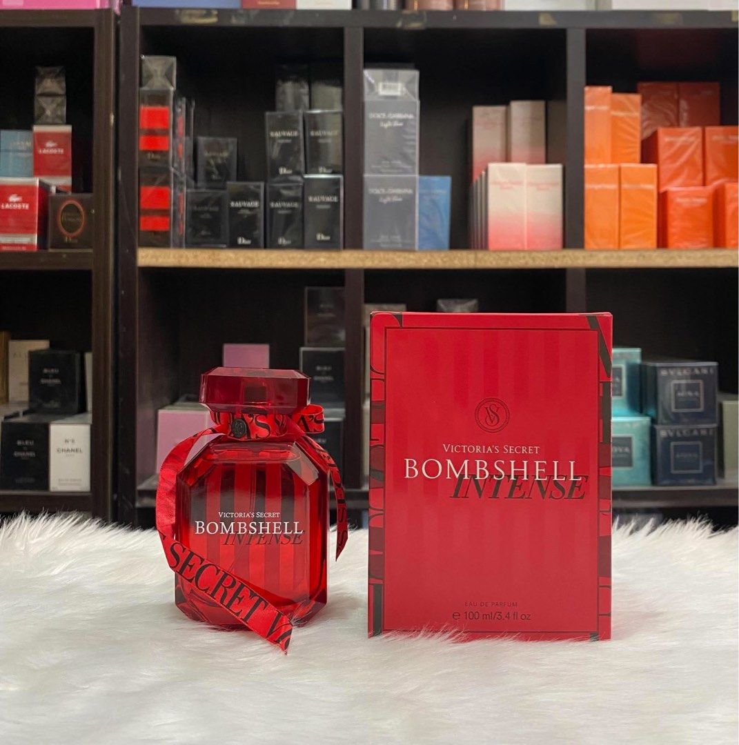 Victoria's Secret Bombshell Eau de Parfum 100ml (Category: Fragrance & Deodorants) located in Taguig. Submitted by aizonlineshopph (Listing ID 1465634115, Image 2). Description: - Authentic Victoria's Secret Bombshell fragrance set - Includes 100ml / 3.3 fl oz Eau de Parfum spray - Comes with original matching box packaging - Features iconic pink and white stripes with black ribbon accent - Brand new, unused, and properly stored - 100% authentic 