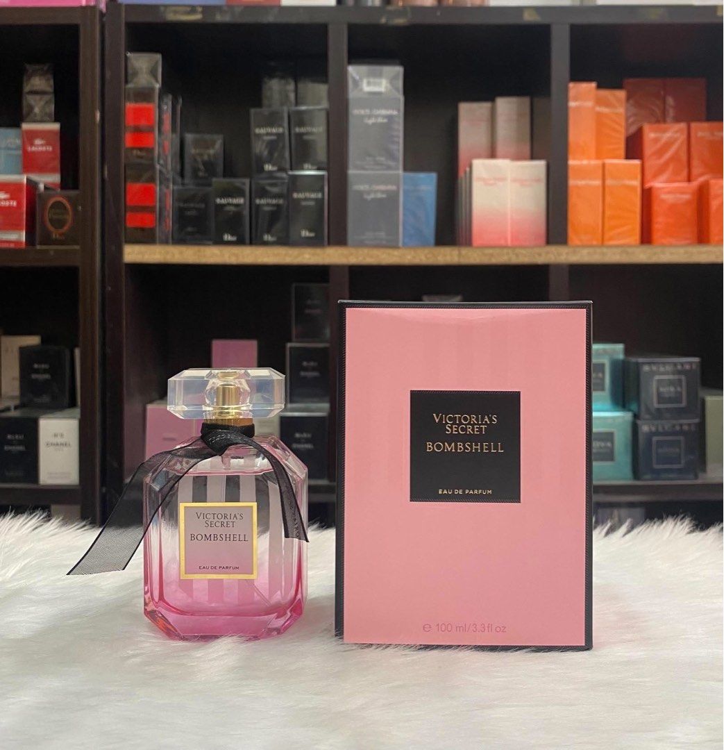 Victoria's Secret Bombshell Eau de Parfum 100ml (Category: Fragrance & Deodorants) located in Taguig. Submitted by aizonlineshopph (Listing ID 1465634115, Image 1). Description: - Authentic Victoria's Secret Bombshell fragrance set - Includes 100ml / 3.3 fl oz Eau de Parfum spray - Comes with original matching box packaging - Features iconic pink and white stripes with black ribbon accent - Brand new, unused, and properly stored - 100% authentic 