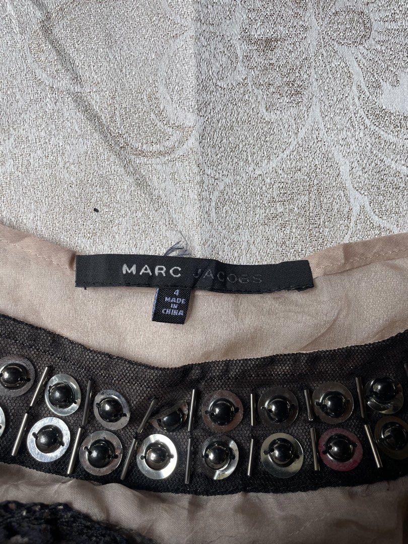 Vintage Marc Jacobs Dress (Category: Dresses) located in Iloilo. Submitted by kaizenfinds7 (Listing ID 1465607966, Image 3). Description: No issue 100%silk Fits m to l Size 4 +sf.