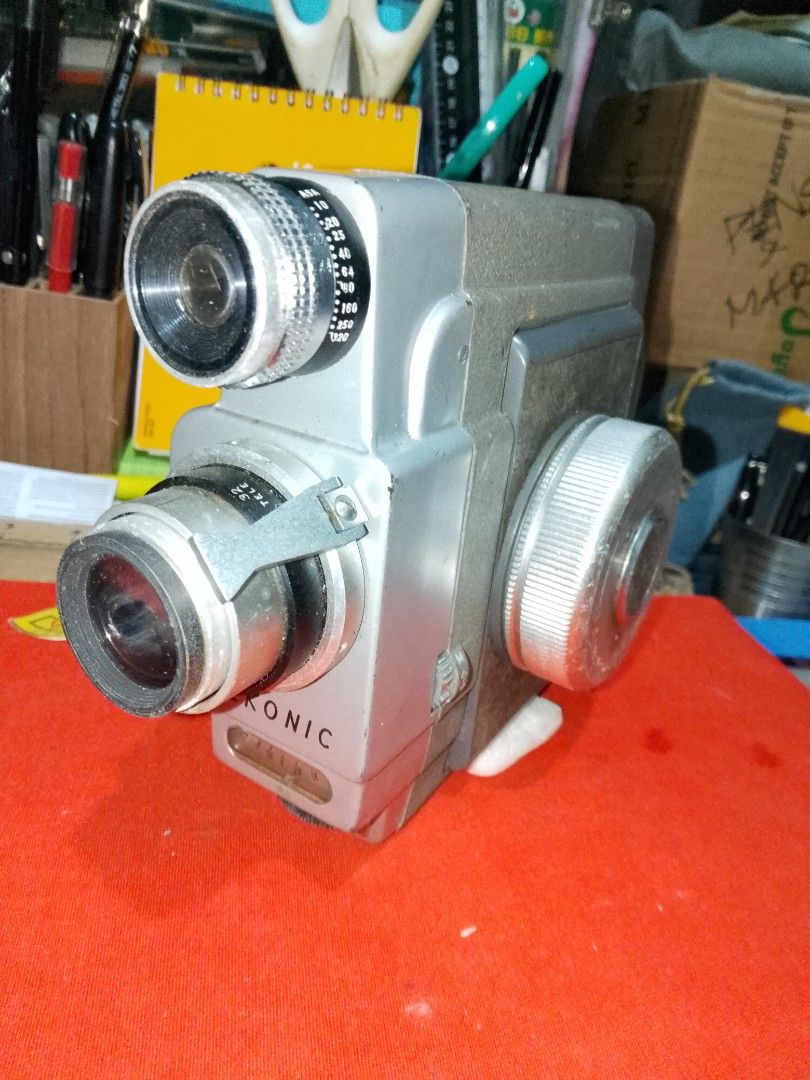 Vintage Sekonic Zoom 8 (Category: Vintage Collectibles) located in Santo Tomas. Submitted by retrotastic (Listing ID 1465601462, Image 2). Description: as is, for display, parts or repair👍 vintage na vintage and dating.