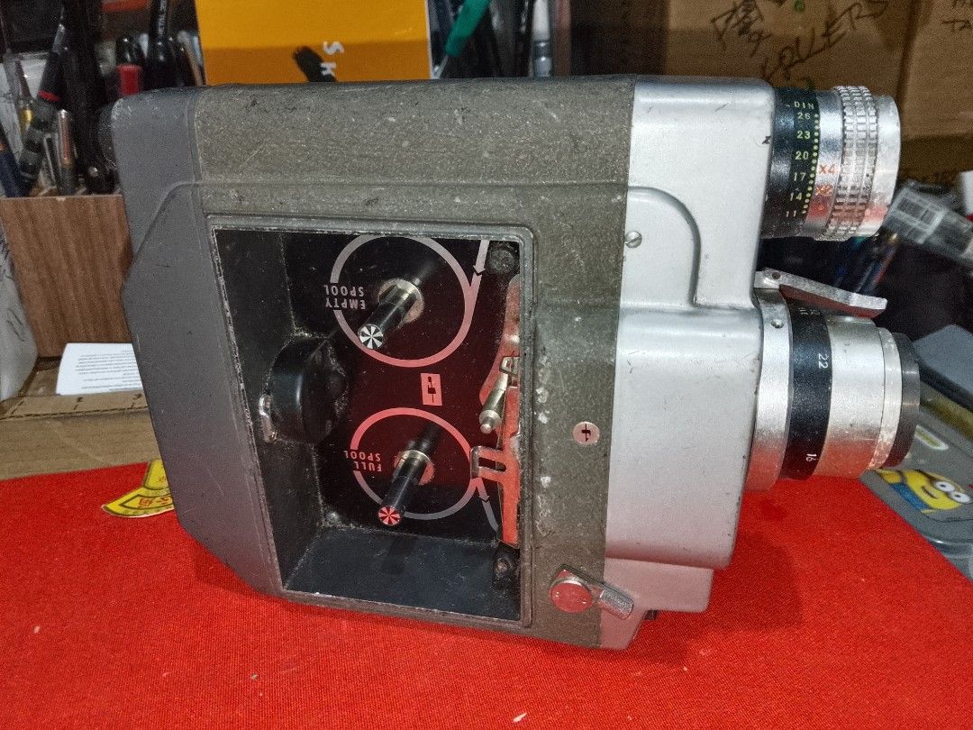 Vintage Sekonic Zoom 8 (Category: Vintage Collectibles) located in Santo Tomas. Submitted by retrotastic (Listing ID 1465601462, Image 3). Description: as is, for display, parts or repair👍 vintage na vintage and dating.