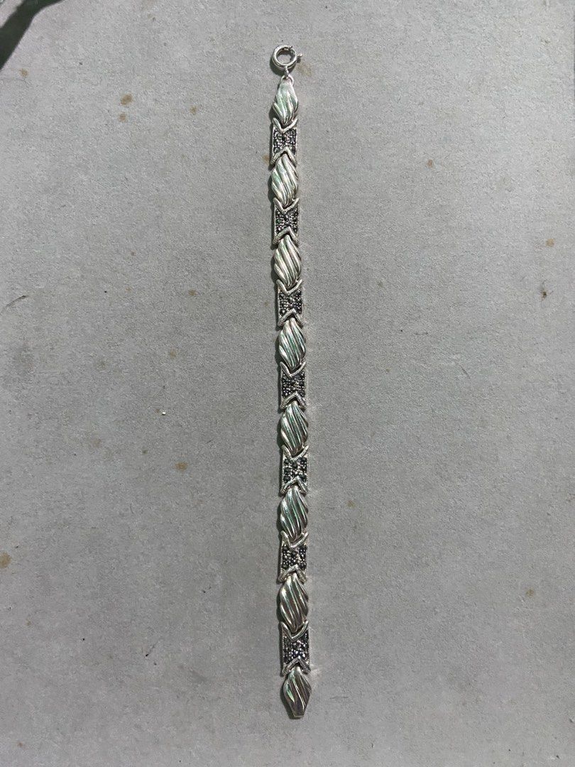 Vintage sterling silver 925 marcasite panel link bracelet (Category: Jewelry) located in Binan City. Submitted by retroz_collections (Listing ID 1465743667, Image 1). Description: 8 inches length x 8mm width.