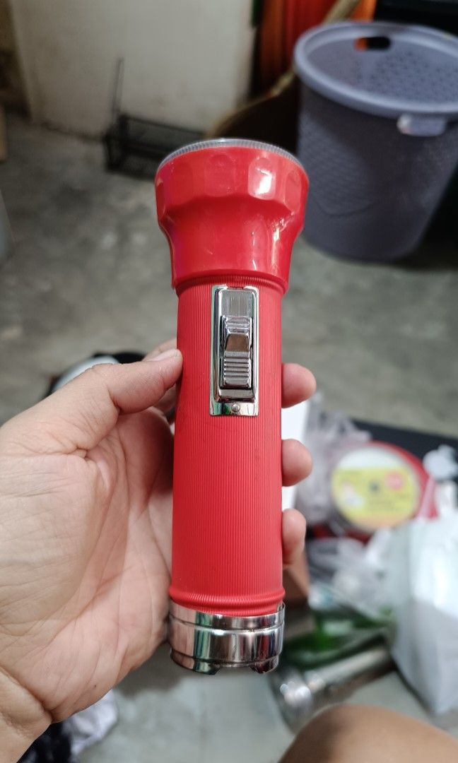 Vintage Toshiba Flashlight (Category: Vintage Collectibles) located in Midsayap. Submitted by macoy.picker (Listing ID 1465630180, Image 1). Description: Vintage Toshiba Flashlight Working 750+SF.