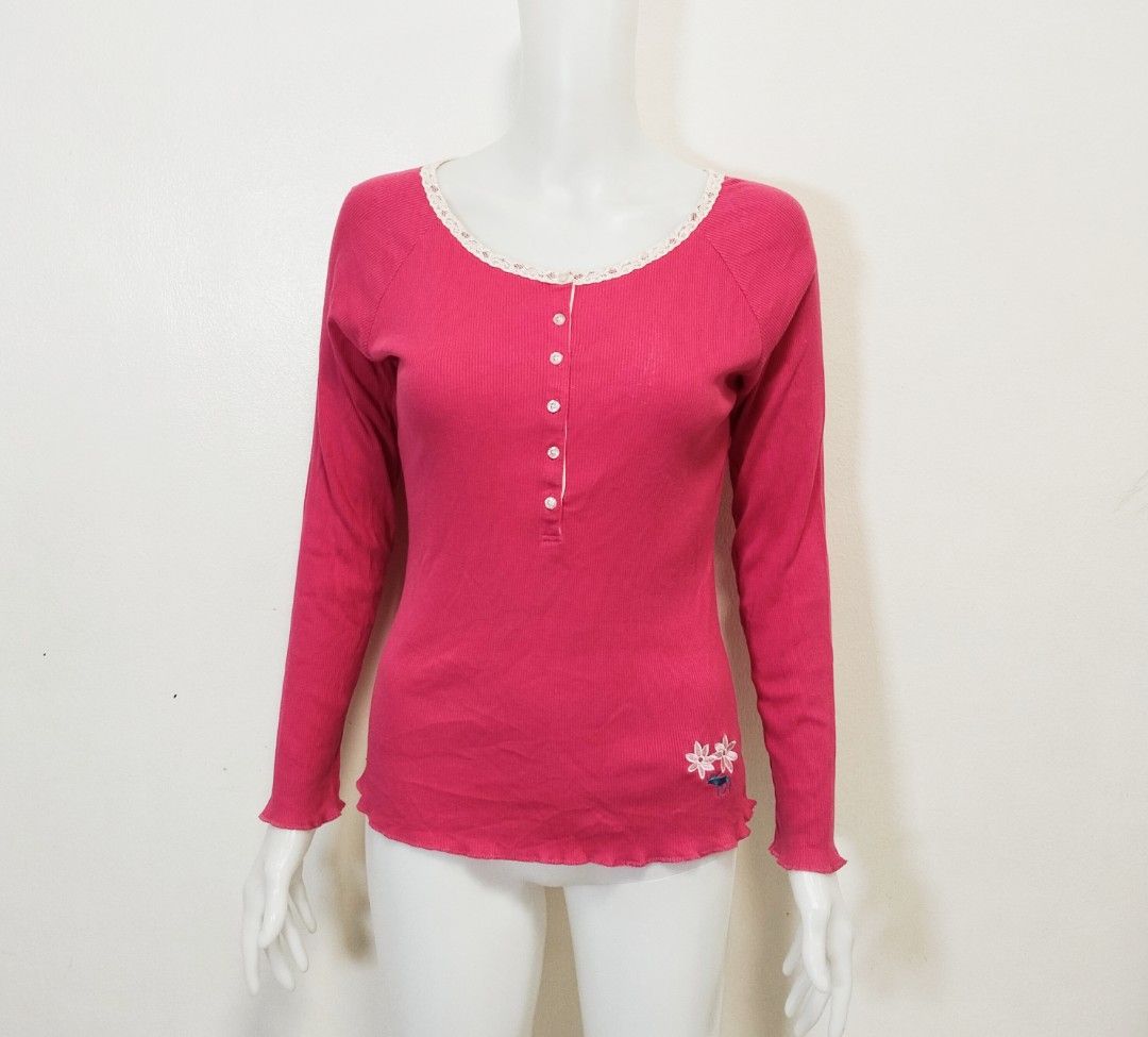 Vintage y2k abercrombie henley top (Category: Longsleeves) located in Pateros City. Submitted by blashjunks.y2k (Listing ID 1465716672, Image 1). Description: VINTAGE ABERCROMBIE HENLEY TOP SIZE LARGE ON TAG 23" LENGTH 18" WIDTH 1500PHP MSG US.