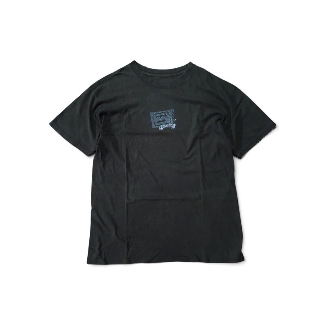 Vintage Y2K Billabong shirt (Category: Tshirts & Polo Shirts ) located in Tayabas. Submitted by jthriftshop. (Listing ID 1465704191, Image 1). Description: -pinhole -discolouration .