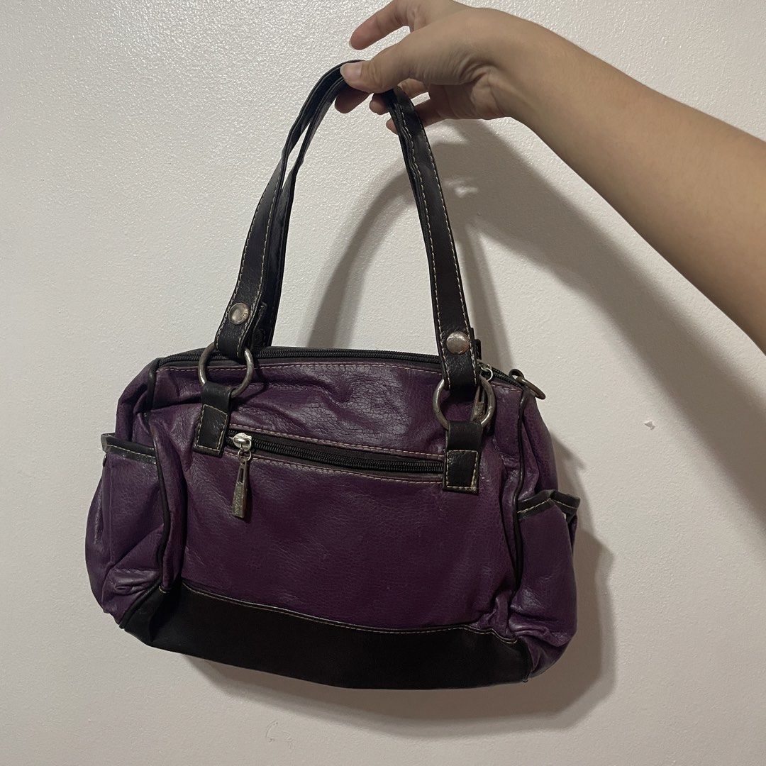 Violet Vintage Bag (Category: Shoulder Bags) located in Rizal. Submitted by ksbentables (Listing ID 1465713179, Image 3). Description: manage your expectations has rust and other minor flaws super pretty neto kaso I don't have the time and tools to deep clean :<< loc: cainta rizal mop: maribank.