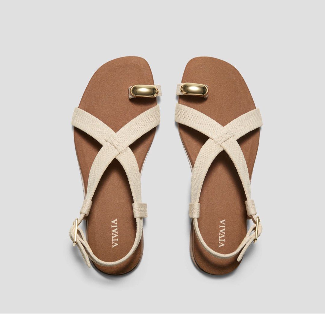 Vivaia Square-Toe Slingback Toe Ring Sandals (Derorice) (Category: Flats & Sandals) located in Quezon City. Submitted by jgsellss (Listing ID 1465747238, Image 1). Description: Brand new I can send the photo just message me if interested. .