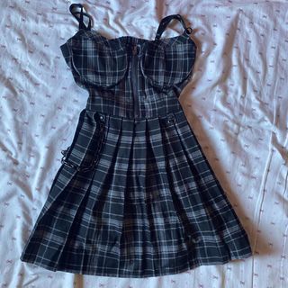 (Category: ) located in . Submitted by rare.cloud_atelier (Listing ID 1465650442, Image 1). Description: .