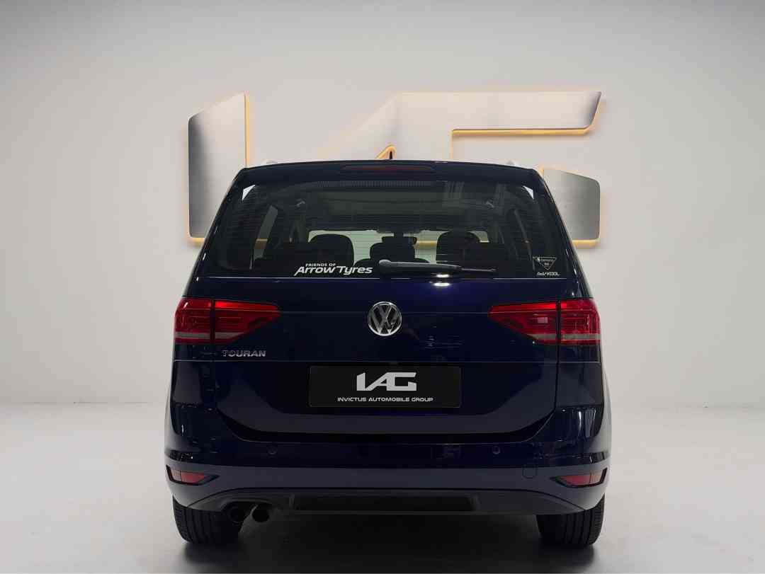 Volkswagen Touran 1.4 TSI DSG (A) (Category: Used Cars) located in Singapore. Submitted by invictusautomobilegroup (Listing ID 1465599249, Image 3). Description: ⚡️LOWEST DEPRECIATION IN MARKET ⚡️ ⚡️PRICED TO SELL ⚡️ ⚡️$0 Downpayment Available! ⚡️ 🚗 Model : Volkswagen Touran 1.4 Comfortline 🗓️ Registration : Oct 2018 (2 Year 0 Months) 💵 Interest rate : Bank Loan fr 2.28%, In House Full loan fr 2.98% 🌟 Pristine Condition 🌟 1 Owner 🌟 Agent Se