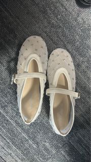 (Category: ) located in . Submitted by wewearwhat (Listing ID 1465658885, Image 1). Description: .