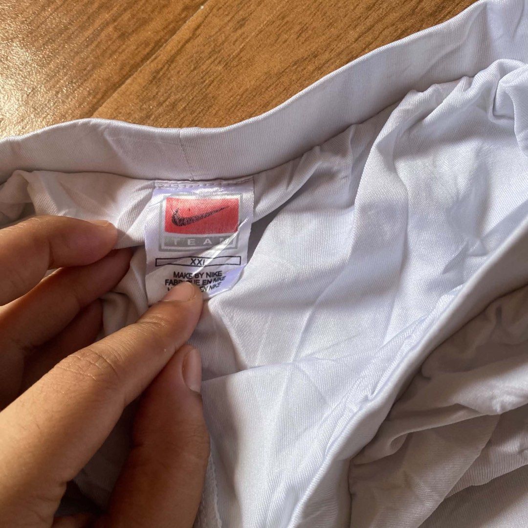 Vtg nike skort (Category: Activewear) located in Paete. Submitted by fat.archives (Listing ID 1465633727, Image 3). Description: Dimes Waist 28 to 30 Length 13 +sf.