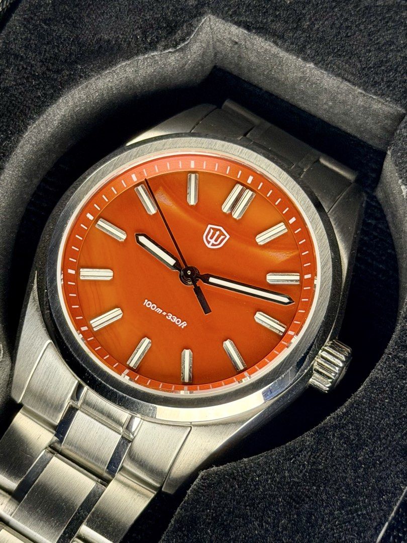 Watchdives WD0003 Red Agate (Category: Men's Watches) located in Bacoor. Submitted by offtheclock (Listing ID 1465616785, Image 2). Description: Watchdives WD0003 Red Agate Condition: Pre-owned Reference No: WD0003B Movement: Quartz (VH31) Material: 316L Stainless Steel Case Diameter: 37mm (Sapphire Crystal) Dial: Genuine Natural Red Agate Stone Strap: Original Stainless Steel Bracelet Inclusion: Complete Set (Box, Manual, Card, Links) Price: ₱7,
