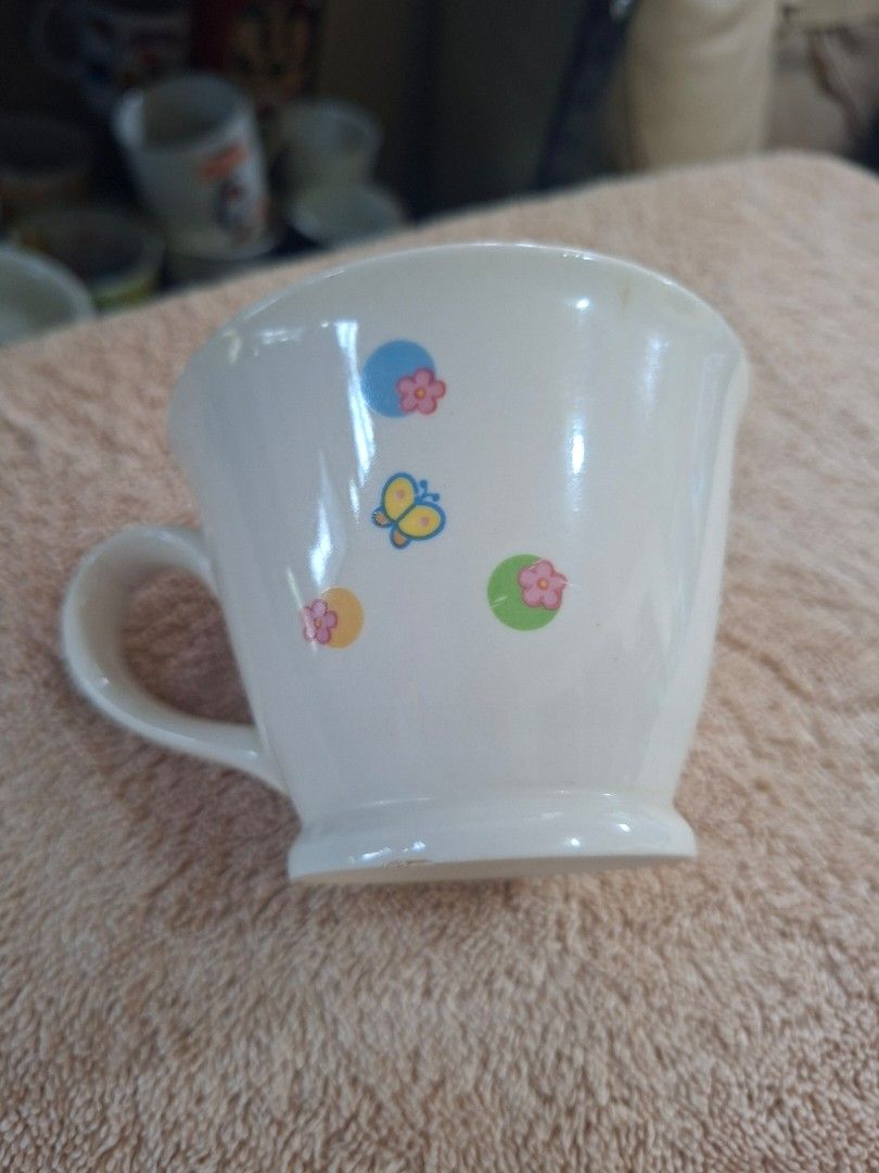 Winne the Pooh Mug (Category: Coffee & Tea Tableware) located in Consolacion. Submitted by luxekerei (Listing ID 1465580060, Image 3). Description: .