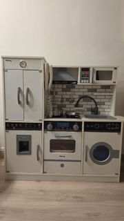 (Category: ) located in . Submitted by blessedcollector (Listing ID 1465687874, Image 1). Description: .