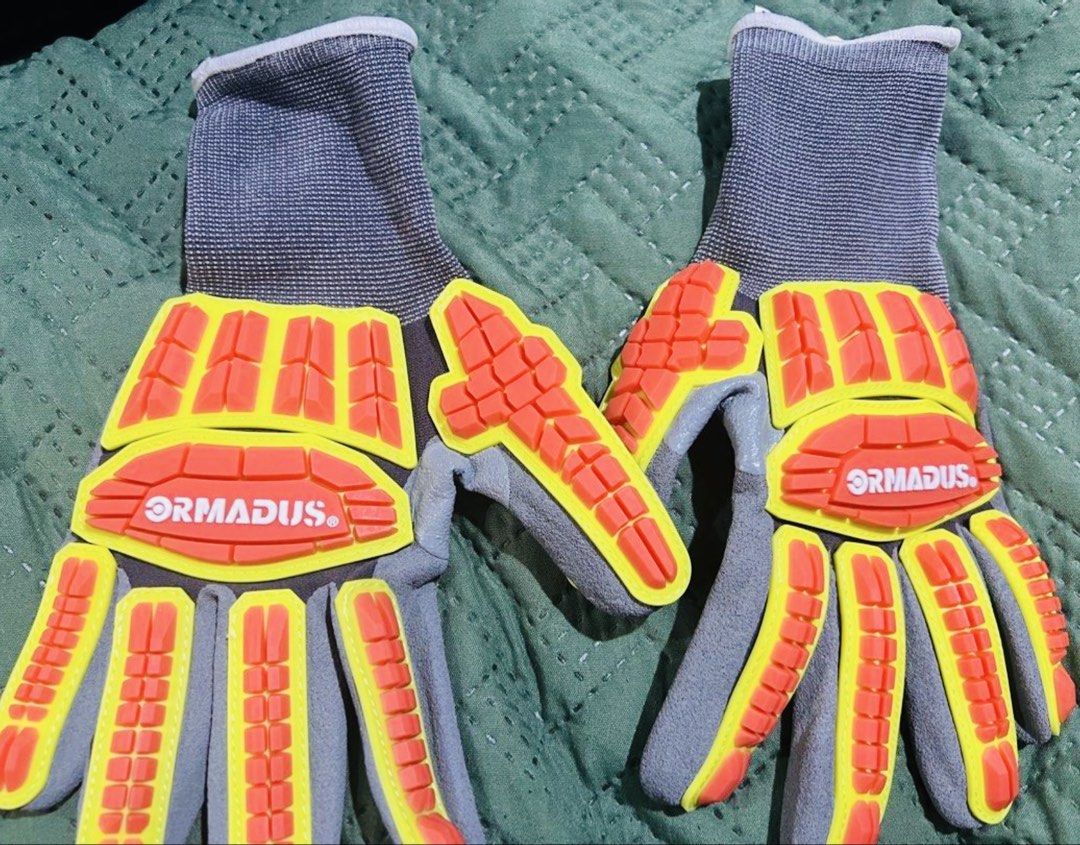 Working Gloves Ormadus 🇺🇸 (Category: Industrial Equipment) located in Paranaque City. Submitted by arianem031087 (Listing ID 1465645104, Image 1). Description: .