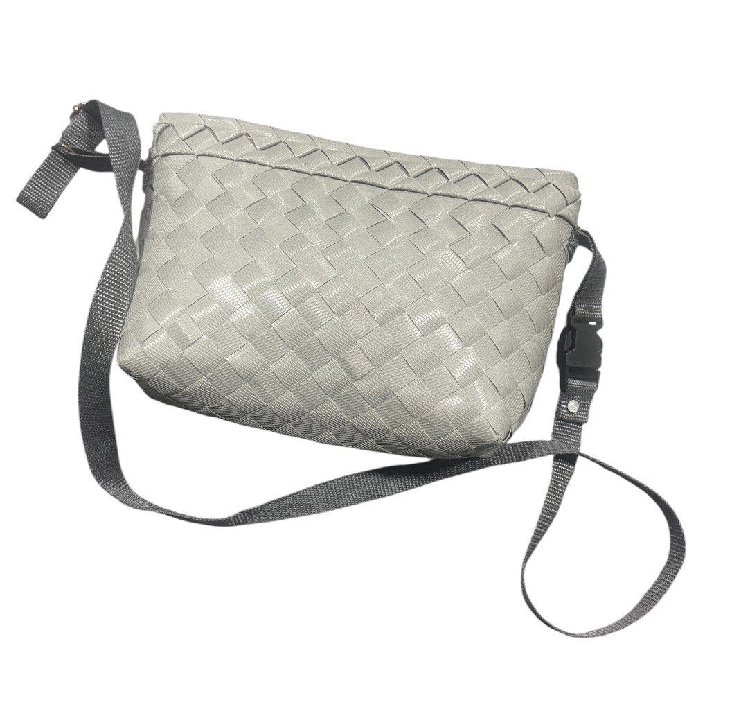 Woven Crossbody Bag Grey (Category: Cross-body Bags) located in San Pedro. Submitted by lifebeginsaftercoff33 (Listing ID 1465678651, Image 2). Description: - Stylish grey crossbody bag with an intricate woven exterior - Secure zip-closed main compartment with a clean, lined interior - Adjustable grey strap fitted with a convenient side-release plastic buckle - Compact size designed for comfortable everyday use - Dimes: 7in (H); 10.2in (L); 3in (