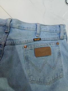 (Category: ) located in . Submitted by mvdsh0p2022 (Listing ID 1465668281, Image 1). Description: .