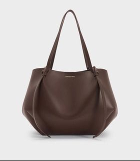 (Category: ) located in . Submitted by stylejunction (Listing ID 1465718298, Image 1). Description: .