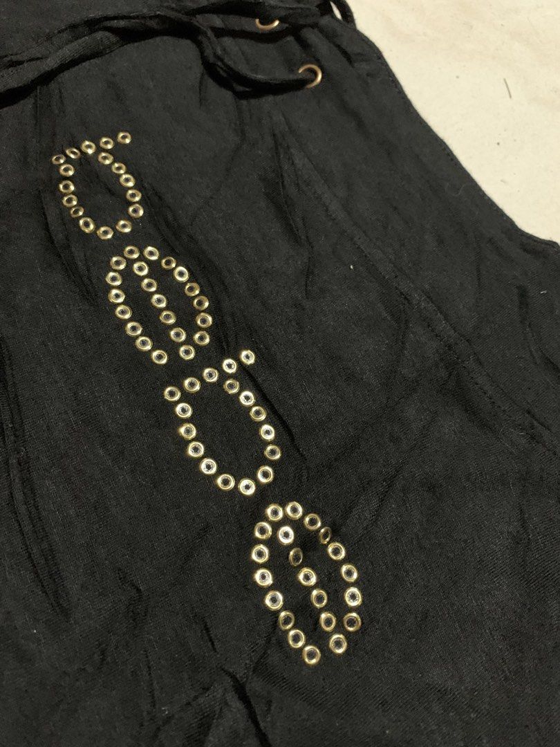 Y2K Bebe (Category: Blouses) located in Kabacan. Submitted by mansourrrrrr (Listing ID 1465671742, Image 2). Description: Y2K Bebe Size: Medium-Large Excellent Condition .