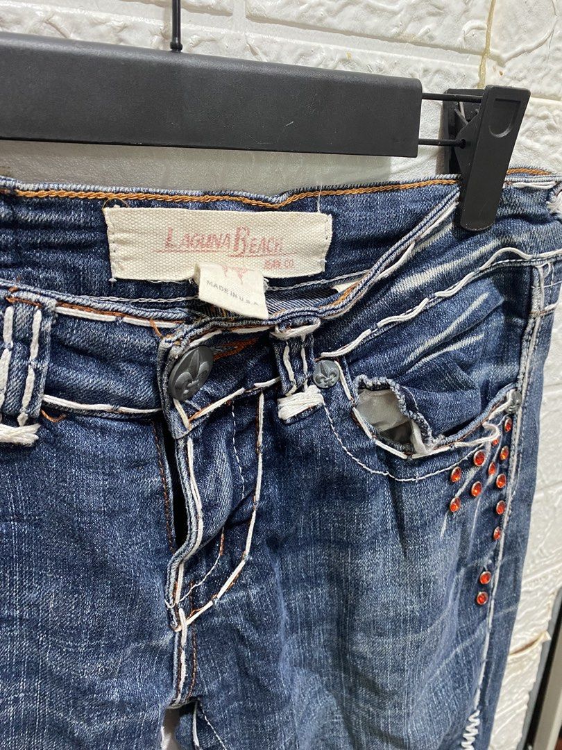 Y2K Laguna Beach Cross Pants (Category: Jeans) located in Surigao. Submitted by vintureph.co (Listing ID 1465608373, Image 3). Description: size 27-28 length: 37.