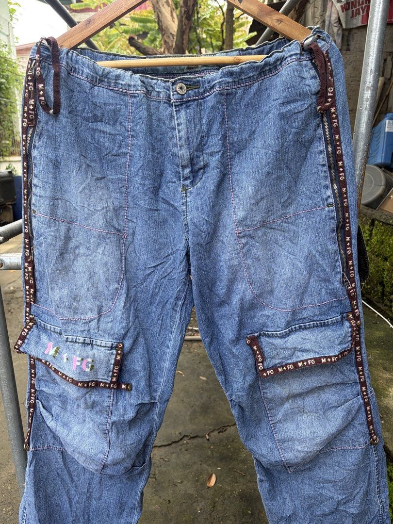 Y2K Marithe Francois Girbaud (Category: Jeans) located in Subic. Submitted by johnarvin194250 (Listing ID 1465595970, Image 2). Description: Y2k Jeans Le Jean De Marithe Francois Girbaud M+FG size 36 18 width 41 lenth 11 hem ₱800+sf OBO.