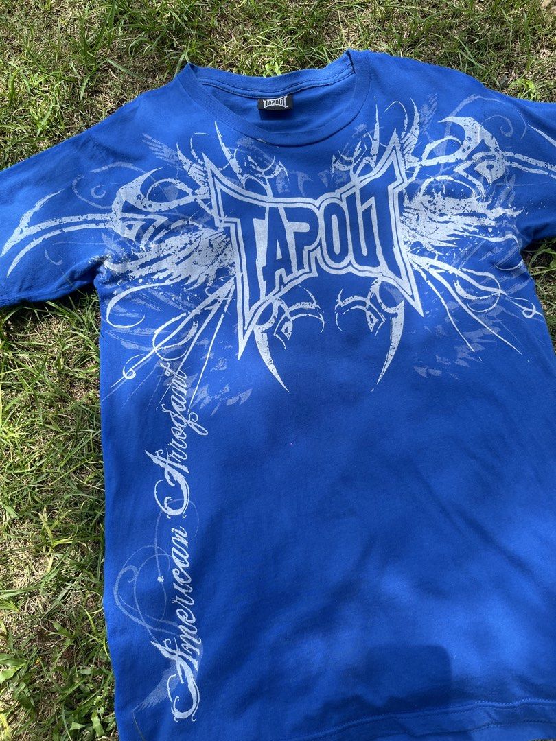 Y2k Tapout shirt (Category: Formal Shirts) located in Alcantara. Submitted by coolstuffggy17 (Listing ID 1465665199, Image 2). Description: Dimes 28-18.