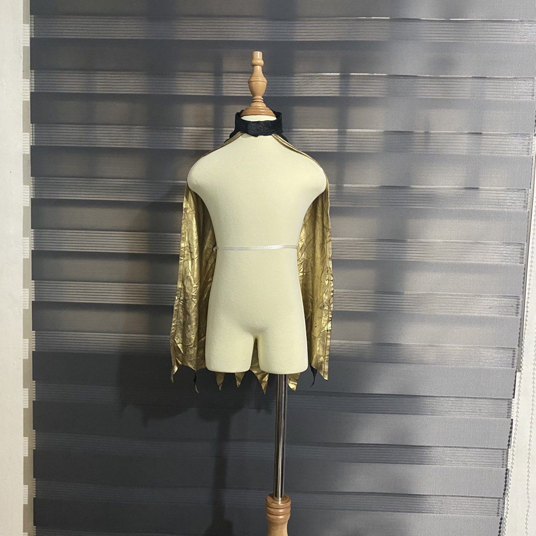Yellow&black Cape (Category: Babies & Kids Fashion) located in Caloocan City. Submitted by discusonlineshop (Listing ID 1465683050, Image 2). Description: 3-4.