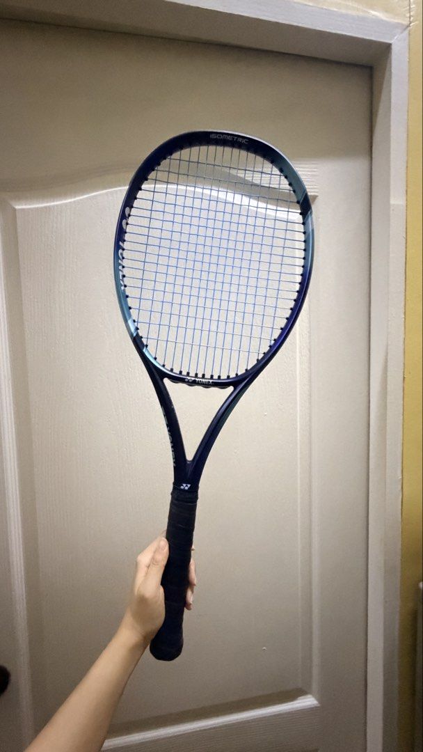 Yonex Ezone 98 2022 Japan G2 (Category: Racket and Ball Sports) located in Manila. Submitted by declutteringlot (Listing ID 1465700066, Image 1). Description: Sky Blue 305g 315mm Used for training around 5x .