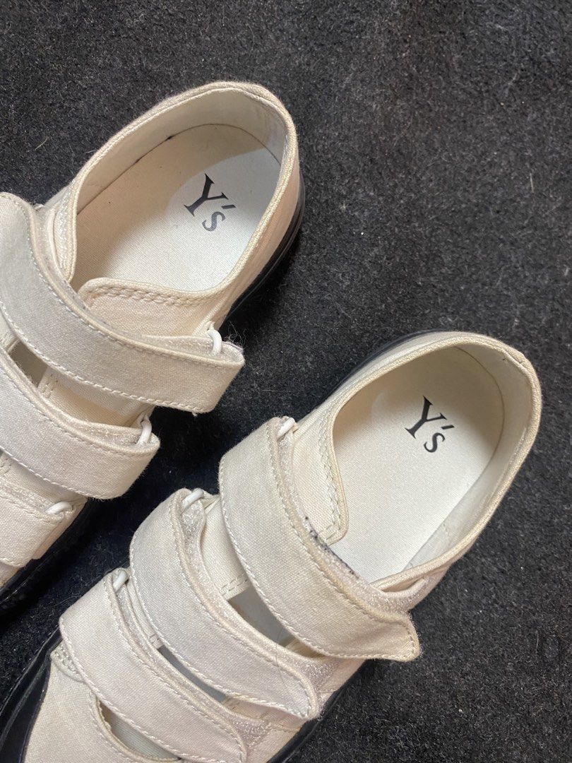 Y’s Canvas Shoes (Category: Sneakers) located in Quezon City. Submitted by loloyz123 (Listing ID 1465729137, Image 3). Description: Y’s Canvas Shoes Condition: Very good/ used Color rate: 9.8/10 Color: White canvas Size: 7 mens outsole: 26.5cm.