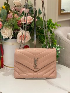 (Category: ) located in . Submitted by watchluxury888 (Listing ID 1465662904, Image 1). Description: .