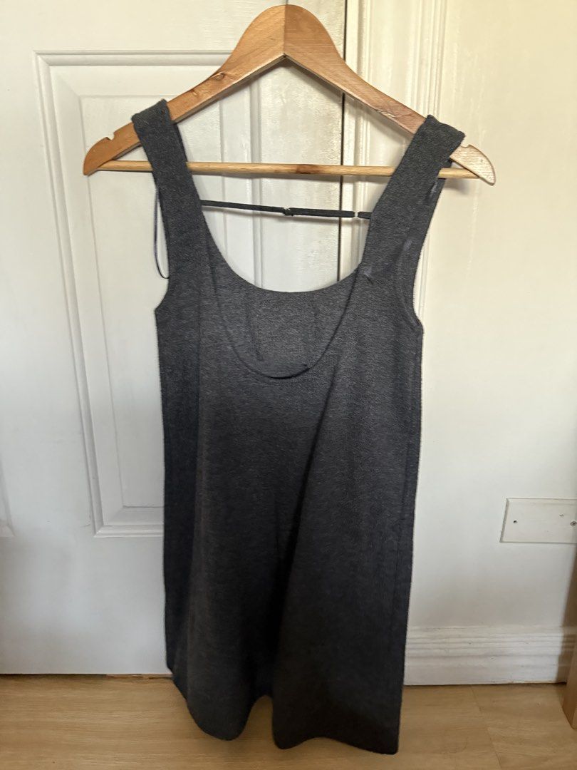 Zara Dress (Category: Dresses) located in Pasig City. Submitted by shopaholic1113 (Listing ID 1465757974, Image 2). Description: - Used once only.
