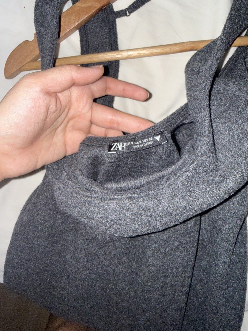 Zara Dress (Category: Dresses) located in Pasig City. Submitted by shopaholic1113 (Listing ID 1465757974, Image 3). Description: - Used once only.