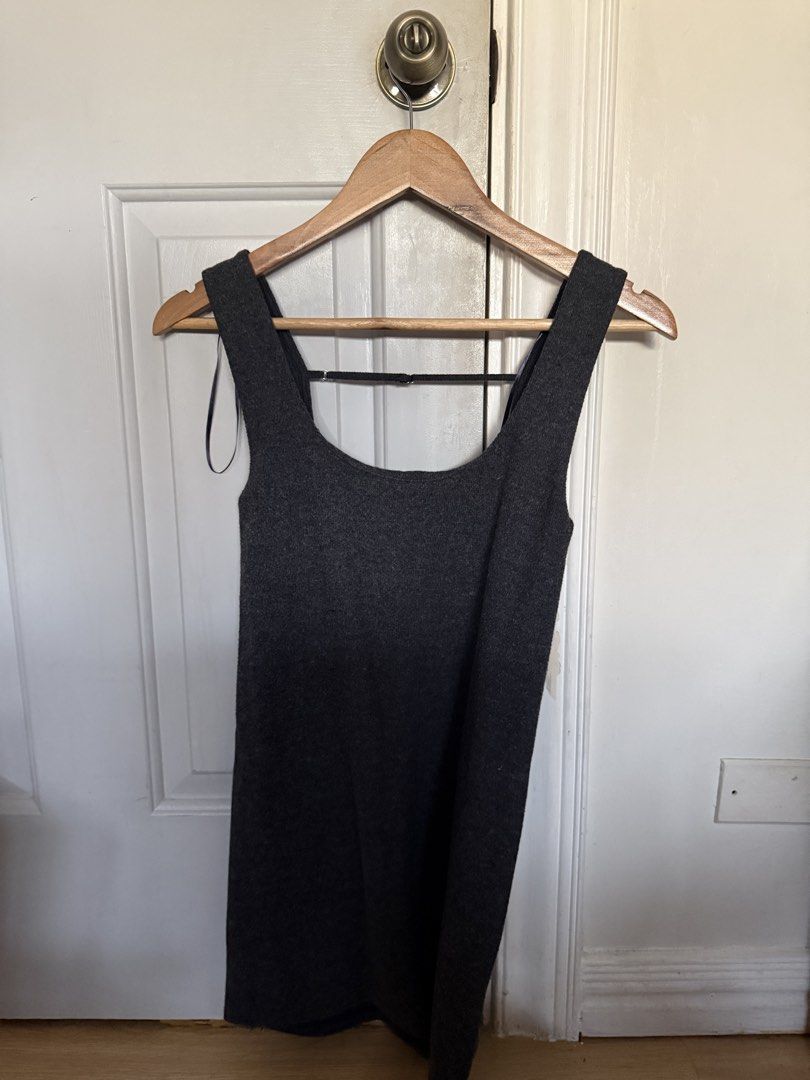 Zara Dress (Category: Dresses) located in Pasig City. Submitted by shopaholic1113 (Listing ID 1465757974, Image 1). Description: - Used once only.
