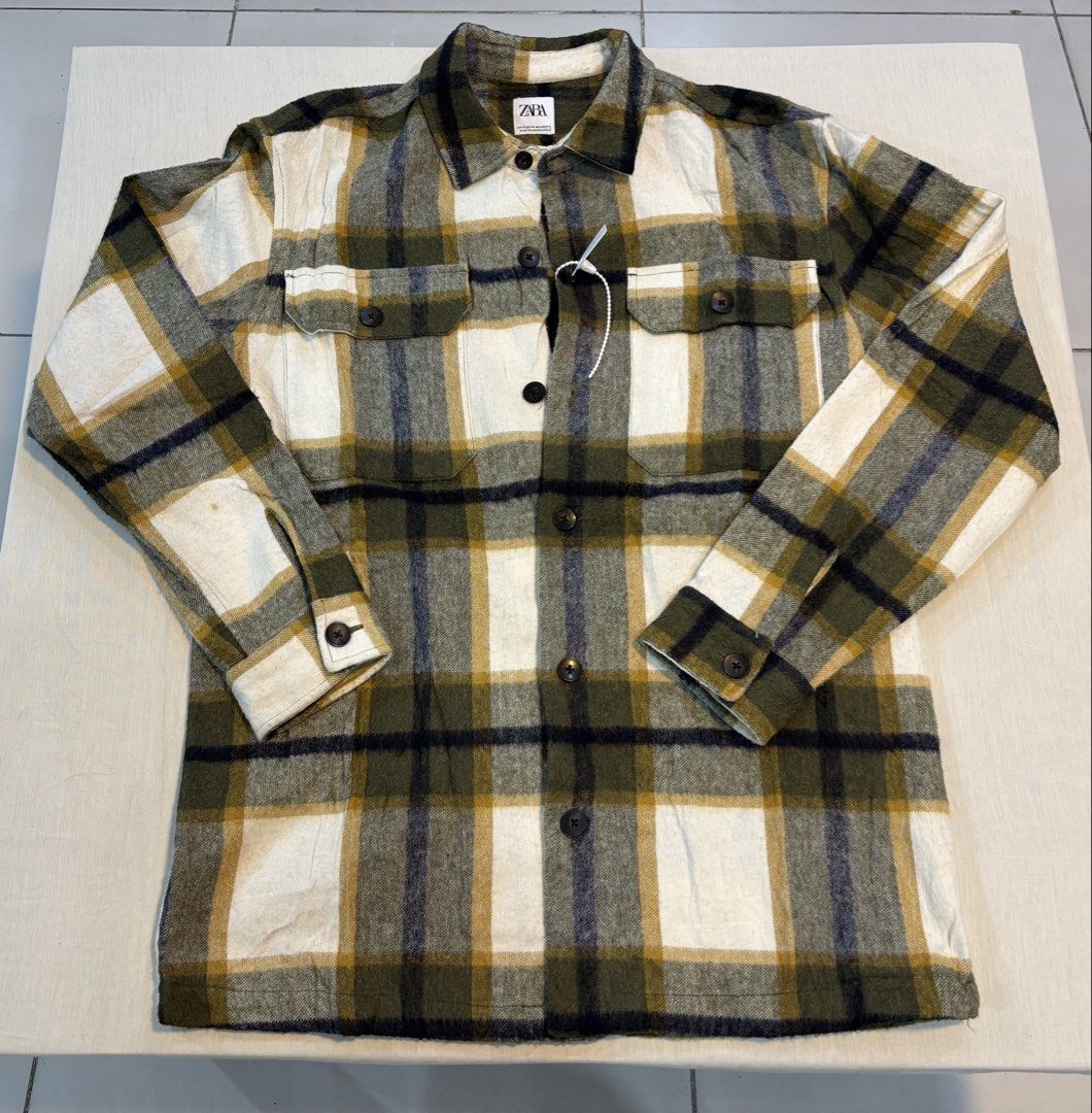 ZARA Flannel (Category: Coats, Jackets and Outerwear) located in Cavite. Submitted by staythrifted.23 (Listing ID 1465663509, Image 1). Description: Medium on 🏷️ Dimes : Length 28.5 Width 21.5 Like new Color rate 9.8/10 Need wash Issue : ❌ Loc. Cavite We ship nationwide Payment first .