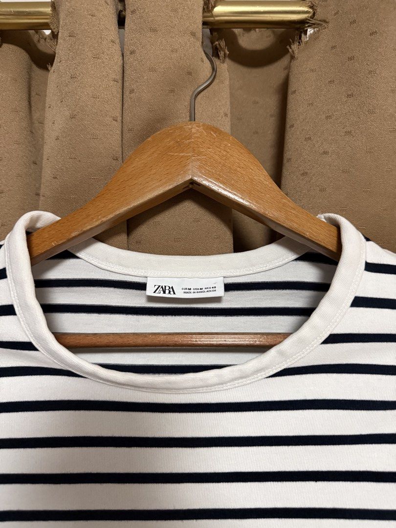Zara striped sweater medium (Category: Coats, Jackets and Outerwear) located in Cavite. Submitted by _solidolo (Listing ID 1465704973, Image 3). Description: 27 x 20 25.