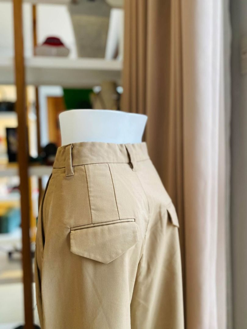 ZARA TROUSERS (Category: Other Bottoms) located in Baguio. Submitted by asna_taku (Listing ID 1465668354, Image 2). Description: ZAR@ TROUSERS 23-24" VIA TM ₱800.