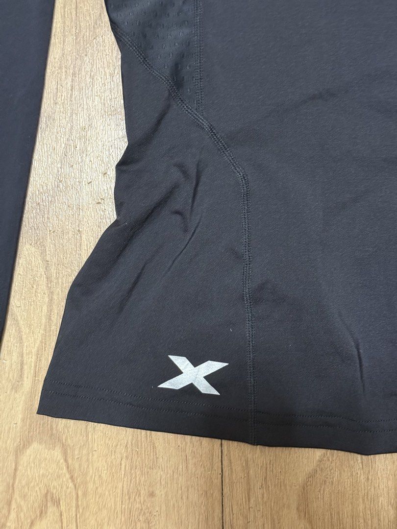 2XU Koszulka Compression L/S Top S (Category: Activewear) located in Quezon City. Submitted by susanna.clothingline (Listing ID 1471291412, Image 3). Description: FOR ONLY ₱599. 2XU Koszulka Compression L/S Top S Women’s - Item: Women's long sleeve Sports Compression Top - Color: Black - Size: S - Ventilation: Mesh paneling on upper chest and back - Visibility: Reflective brand logos on shoulder and lower hem - Care & Material: Includes interior 
