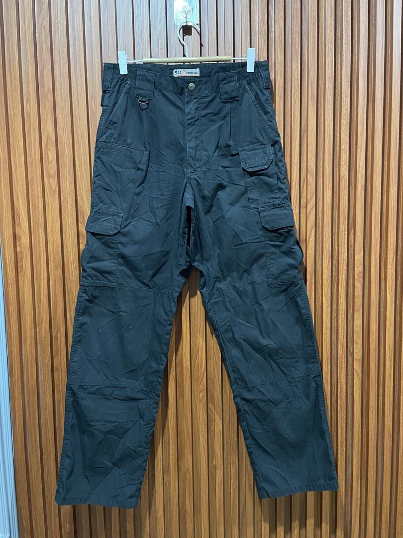 5.11 Tactical Cargo Pants (Category: Jeans) located in San Carlos City. Submitted by latumsthrift (Listing ID 1471133516, Image 1). Description: 5.11 Tactical Cargo Pants Size 30 x 32 US on tag Waistline 30 Length 41 Hems 8 Excellent Condition 2 tiny pin hole only Dm📩.