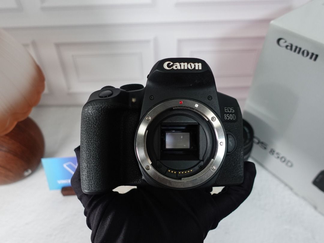 Canon EOS 850D + EF-S 18-55 II Lens Kit, Photography, Cameras on Carousell