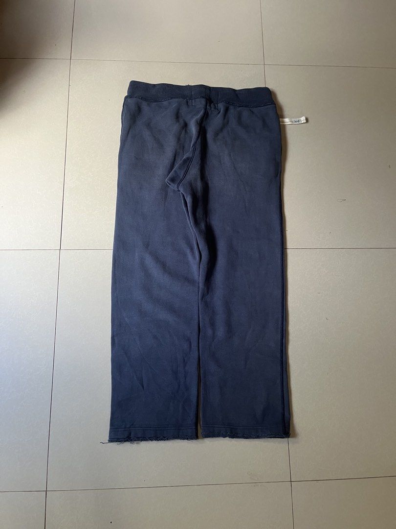 Abercrombie & Fitch Sweats (Category: Joggers) located in Manila. Submitted by sonny2k (Listing ID 1471155043, Image 2). Description: sold, if you r looking for this kind of brands, slide in my dms.