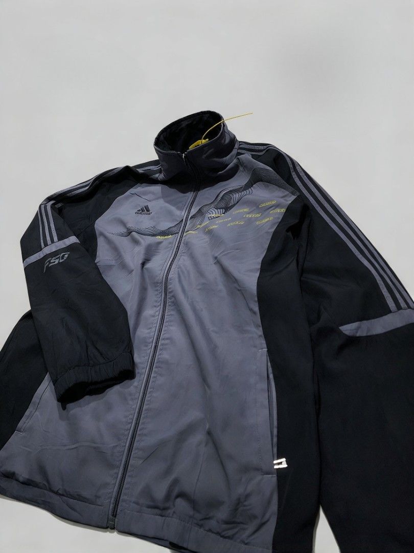 Adidas F50 Windbreaker jacket (Category: Hoodies) located in Cavite. Submitted by behindourstyle (Listing ID 1471187428, Image 1). Description: 750 only 🔥 issue: need wash authentic Color rate: 9/10 size XL Imus cavite.