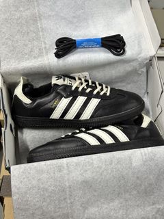(Category: ) located in . Submitted by khai.uasneakers (Listing ID 1471289037, Image 1). Description: .
